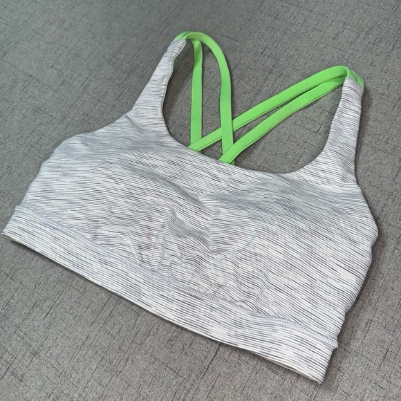 Lululemon Energy Bra Athletic Sports Bra Gray Size 6 - Picture 4 of 7